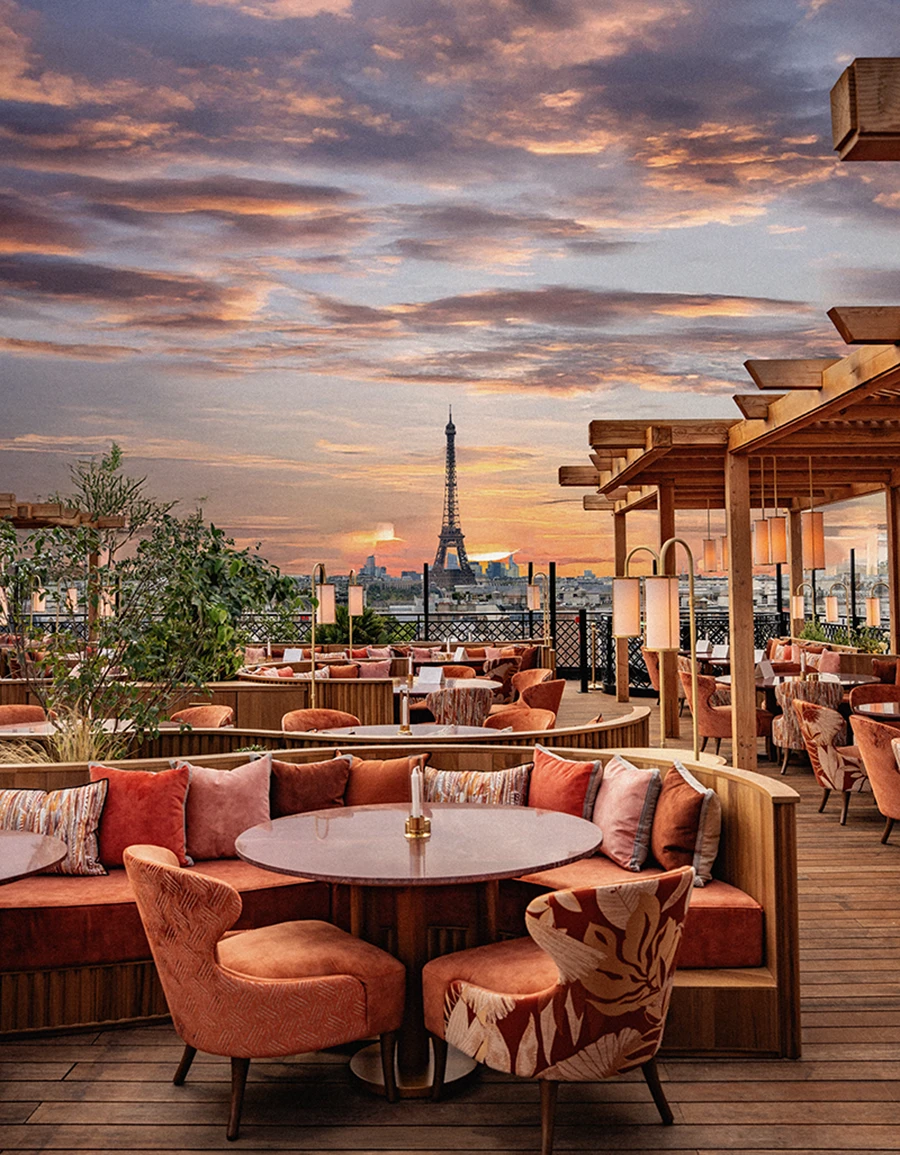 <p>THE ROOFTOP<br><em>Kinugawa&nbsp;<br>Rive Gauche</em></p>